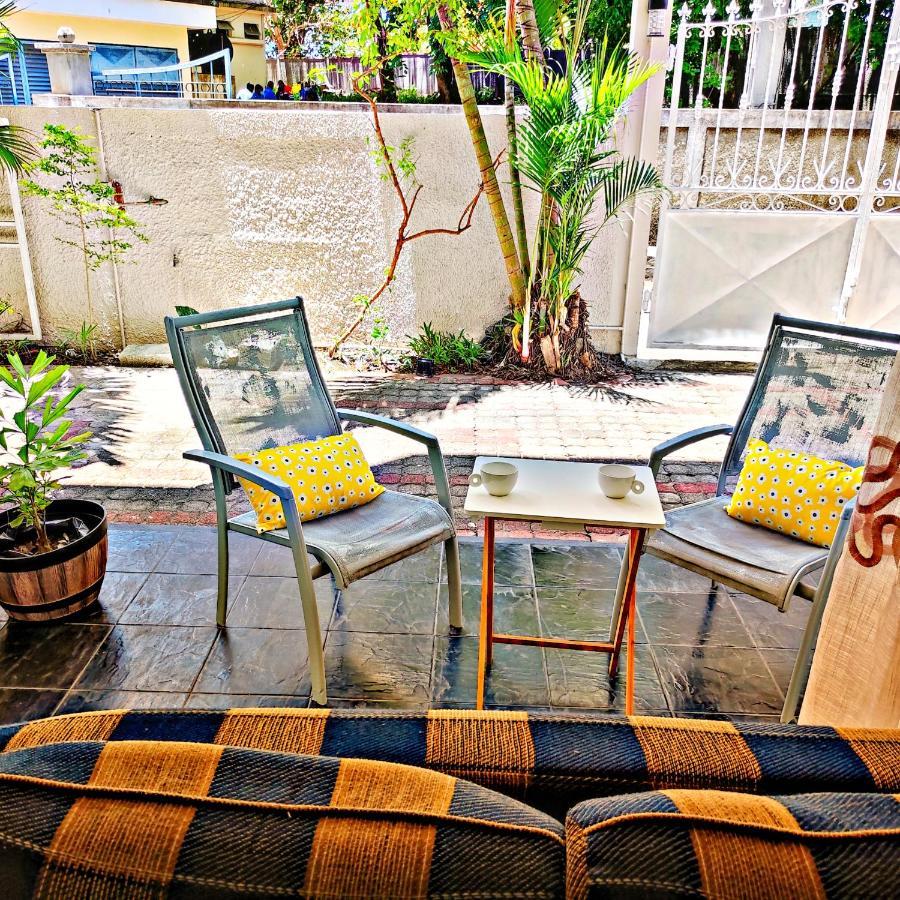 Grand Baie View Appart Екстериор снимка
