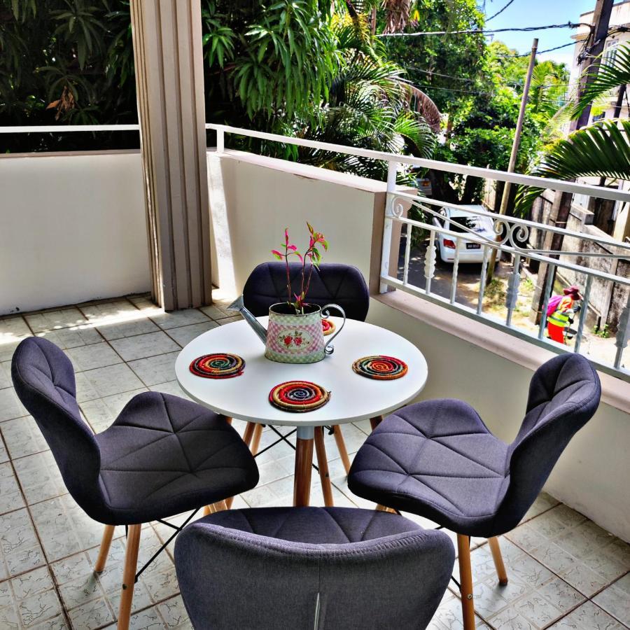Grand Baie View Appart Екстериор снимка