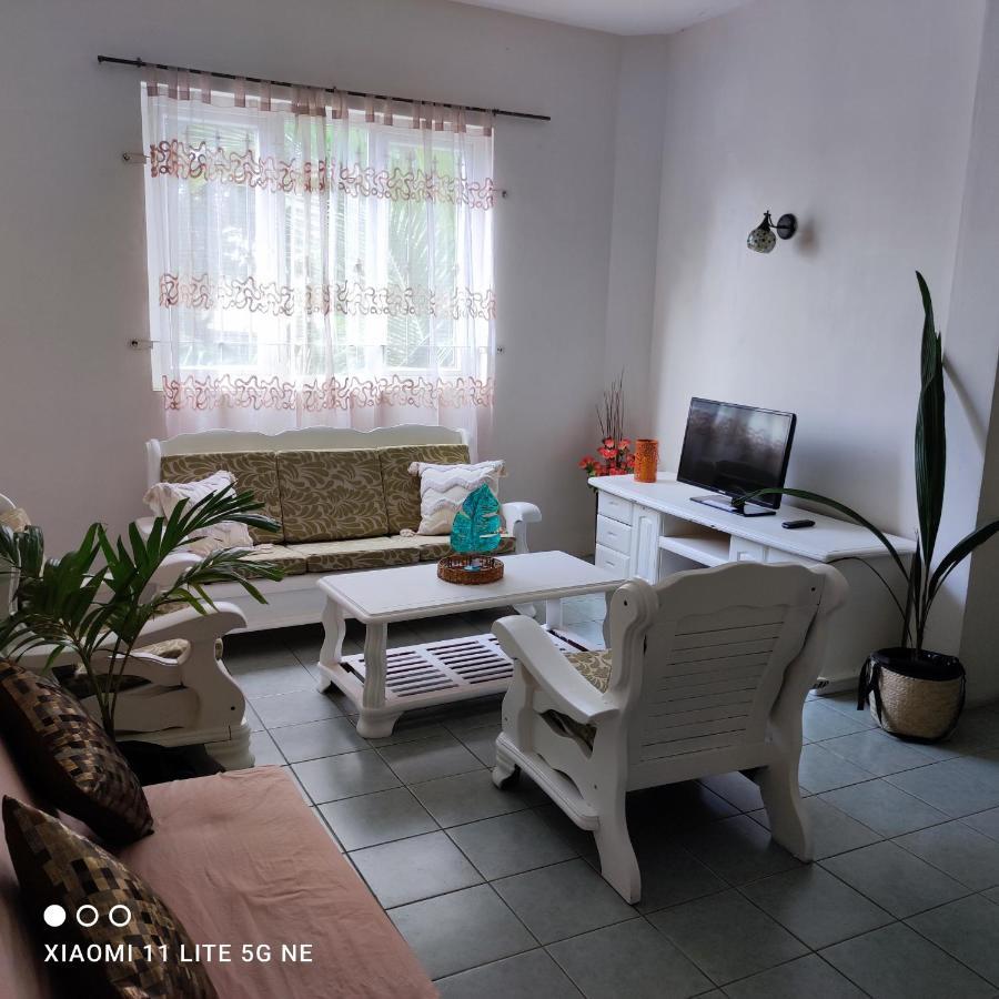 Grand Baie View Appart Екстериор снимка