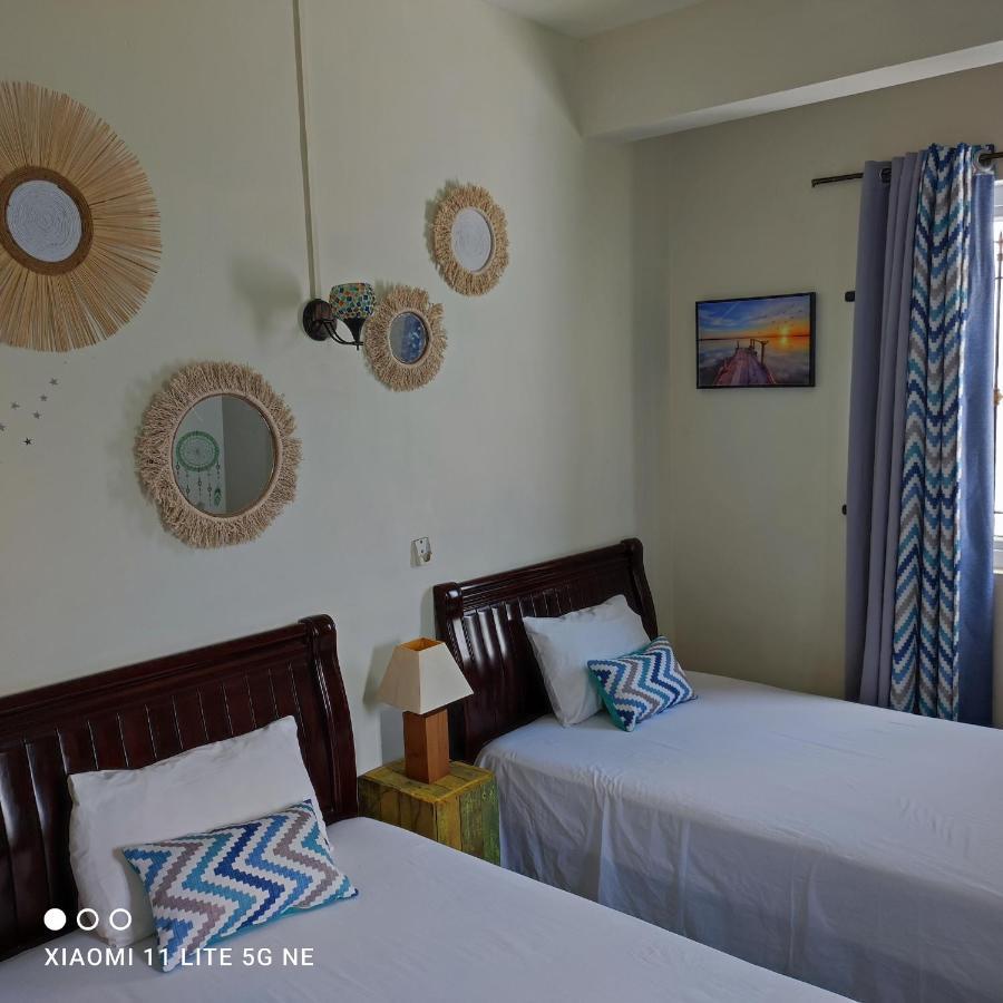 Grand Baie View Appart Екстериор снимка