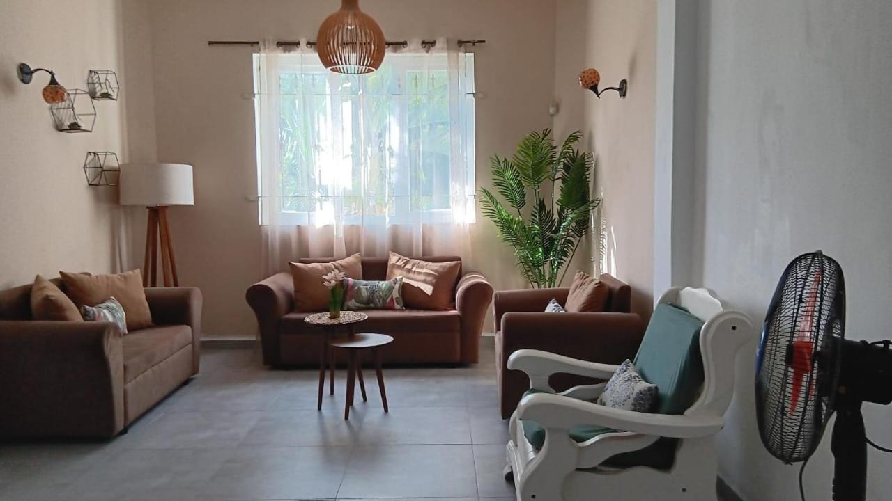 Grand Baie View Appart Екстериор снимка