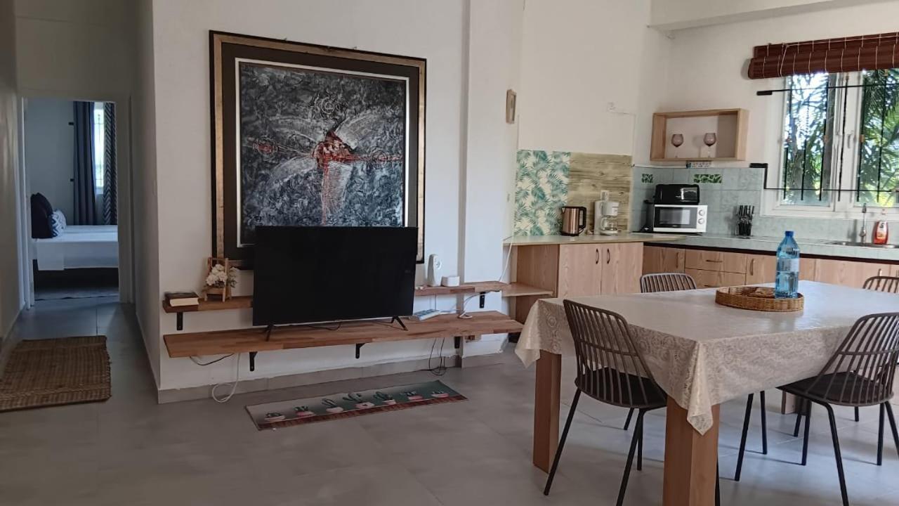 Grand Baie View Appart Екстериор снимка