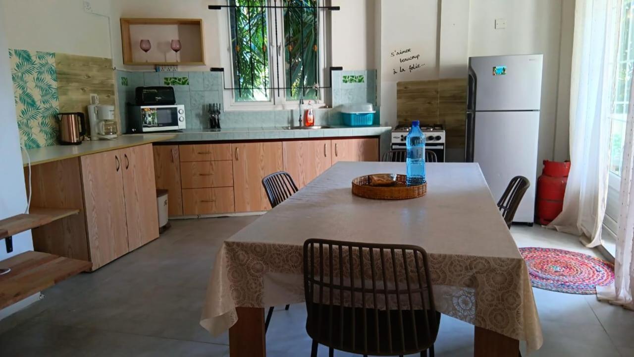 Grand Baie View Appart Екстериор снимка