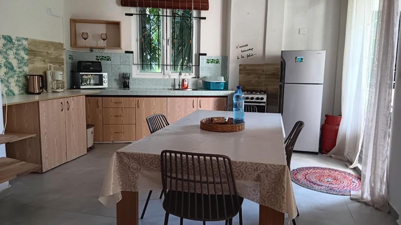 Grand Baie View Appart Екстериор снимка