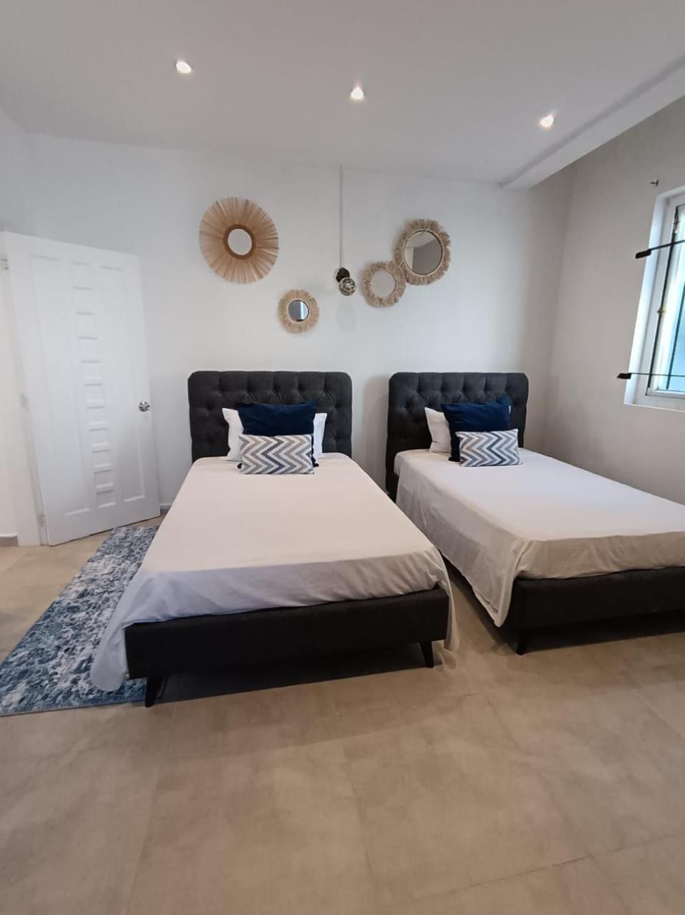 Grand Baie View Appart Екстериор снимка